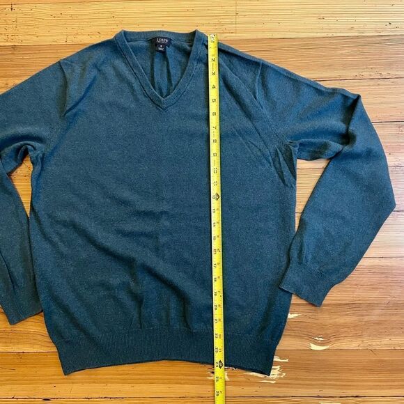 J. Crew cotton cashmere V-Neck sweater. Size S. - Picture 5 of 9